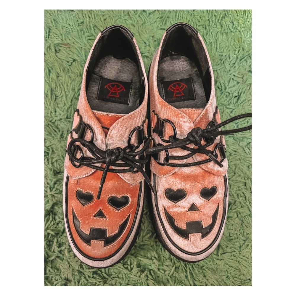 Strange Cult Pink Pumpkin Creepers